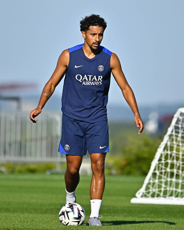 巴黎圣日耳曼发布备战花絮，国际比赛日远射贴柱，NBA总决赛任务艰巨，团队化学反应显著的简单介绍