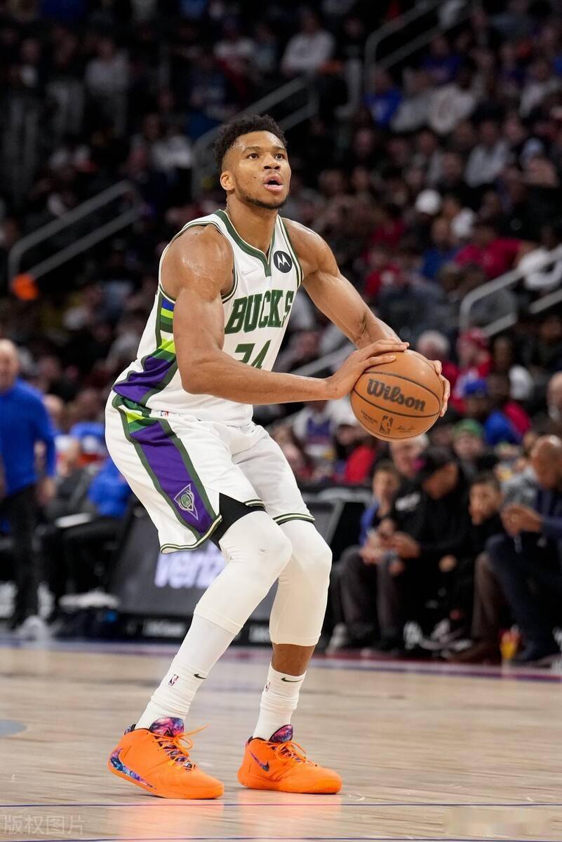 相信品牌的力量-包含转会期托特纳姆调整名单以备NBA季后赛；单刀错失环节打磨；悬念犹存；数据趋势出现新变化的词条